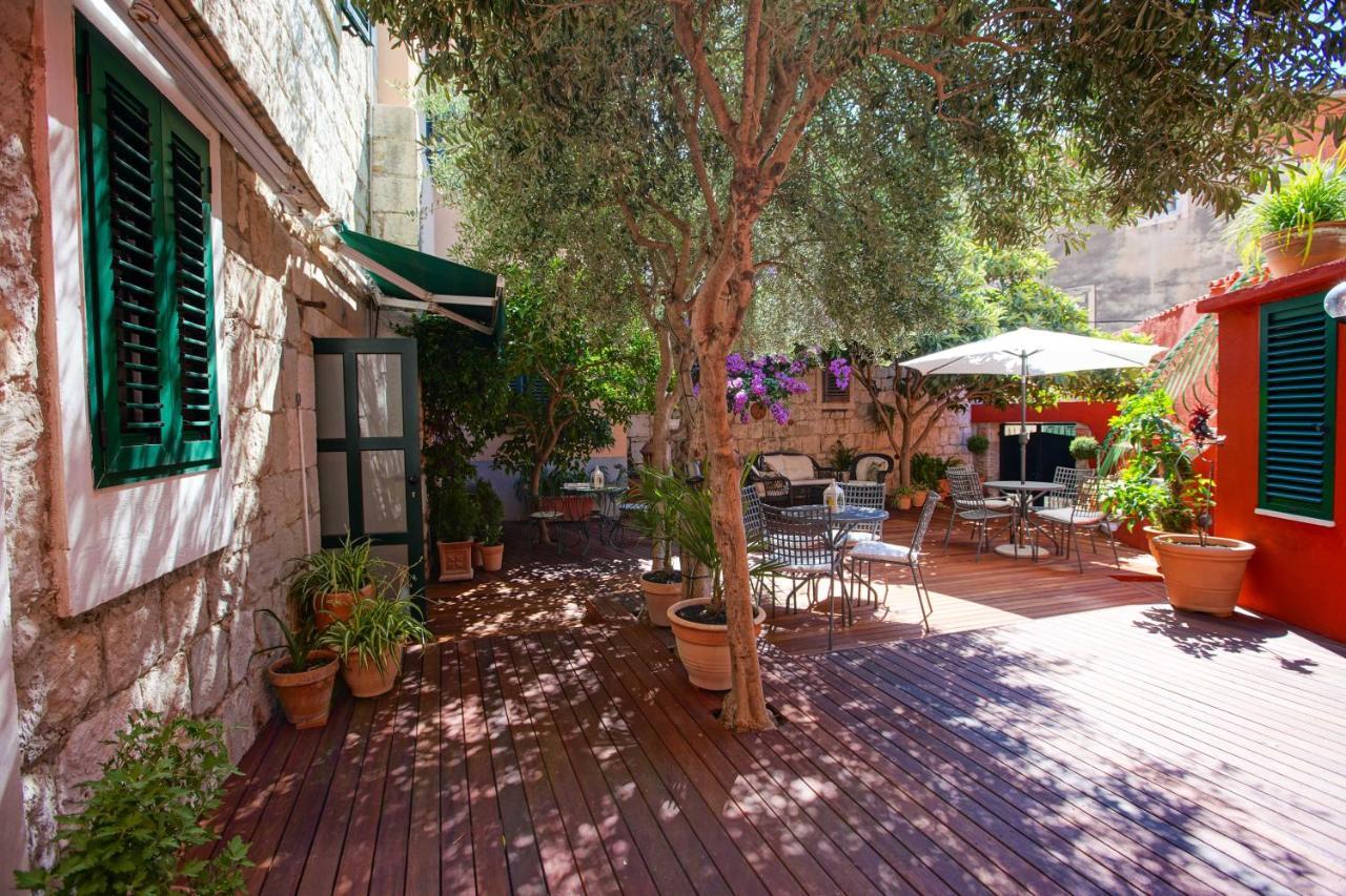 Boutique Guest Accommodation Zephyrus Split Exterior photo
